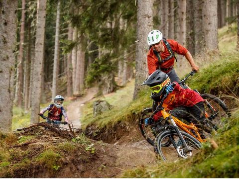 Sezónne bikepasy Muttereralm Innsbruck